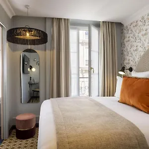 Bloum Hotel
